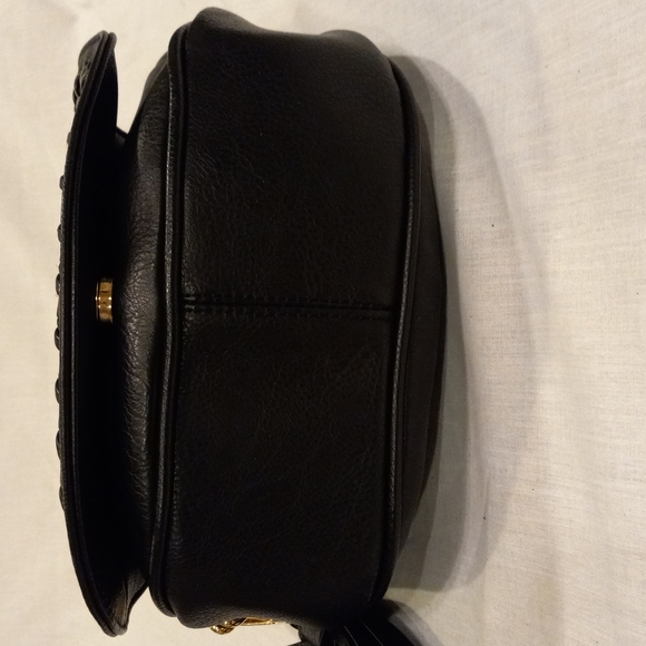 Saddle Purse - Picture 3 of 11